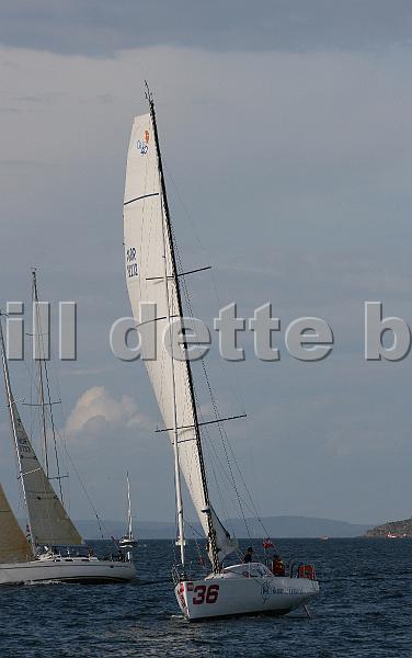NOR12212_2.jpg