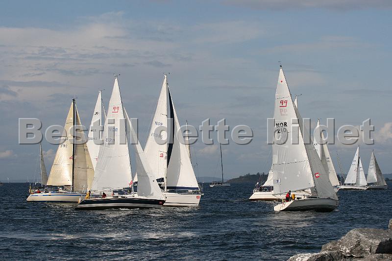 NOR3192_NOR572_NOR10965_NOR210_2_NOR7343_NOR12093_NOR9051.jpg
