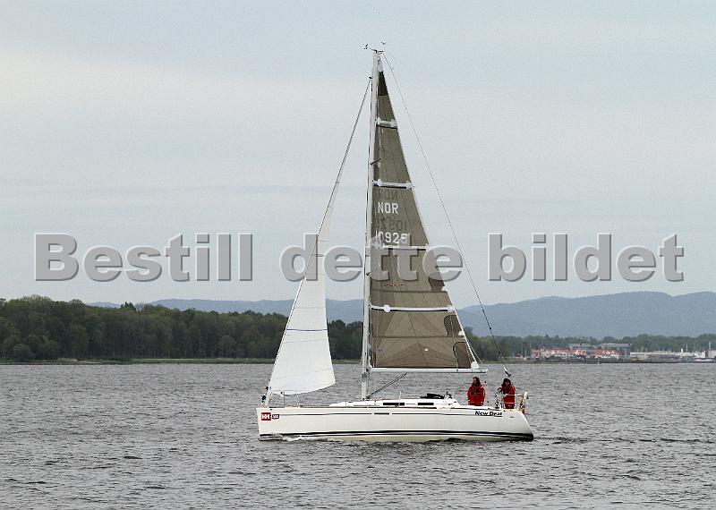 NOR10925_2.jpg