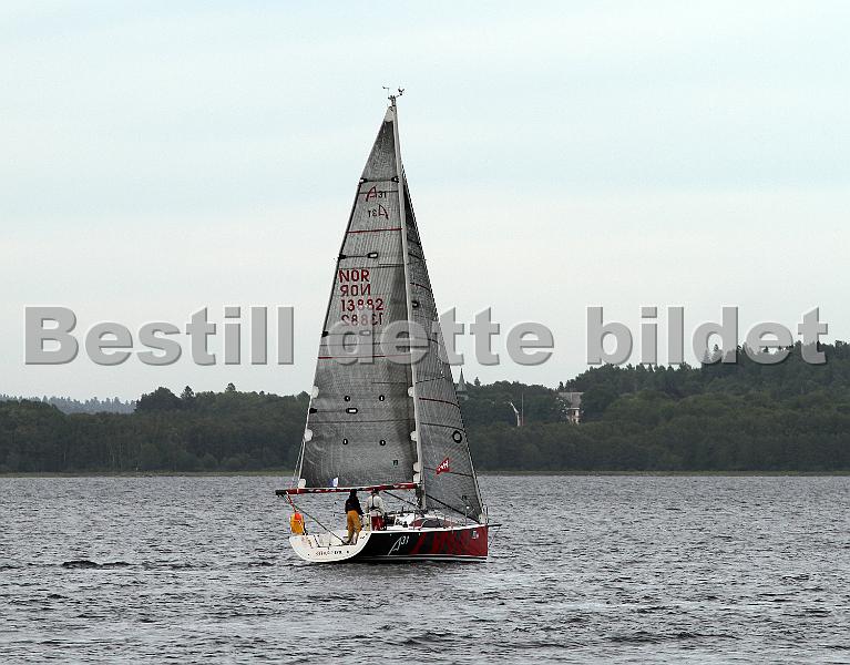 NOR13882_2.jpg