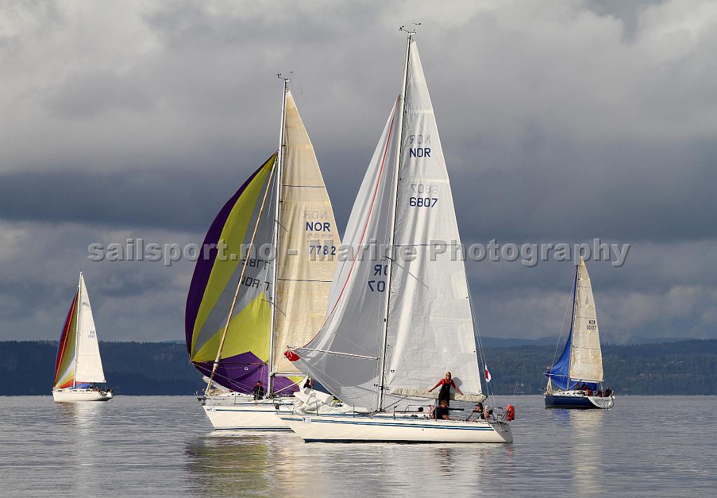 NOR7782_6807_1.jpg