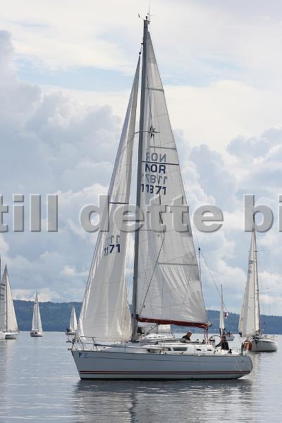 NOR11871_2.jpg
