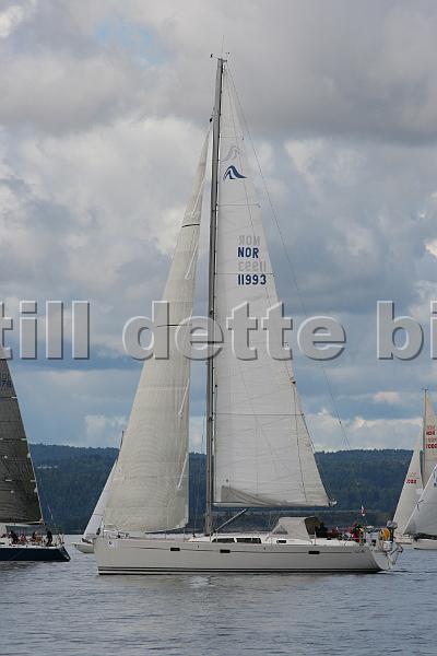 NOR11993_1.jpg