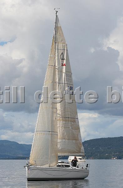 NOR12540_1.jpg