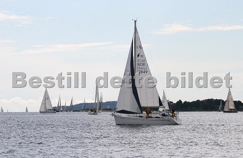NOR12849_4.jpg