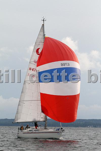 NOR6766_2.jpg