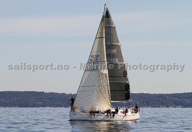 NOR10925_2.jpg
