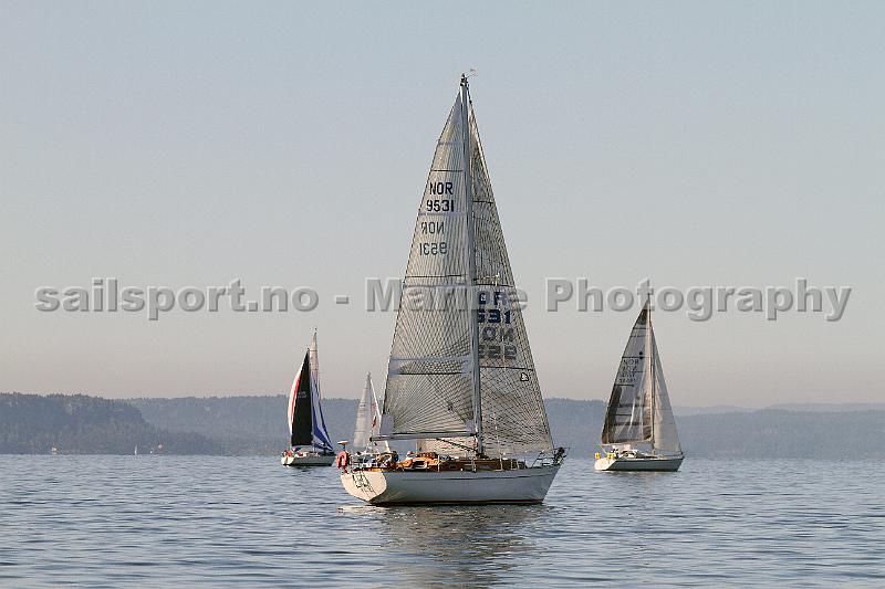 NOR9531_2.jpg