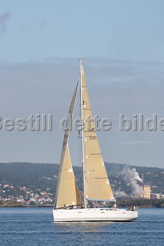 NOR12101.jpg