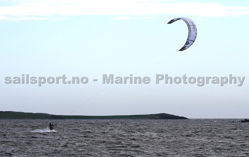 Kitesailing8.jpg