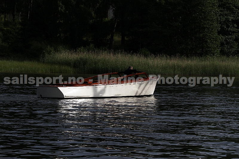 motorboat_1.jpg