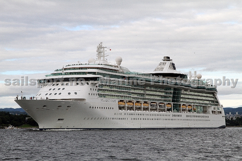 Brilliance_Of_The_Seas_1.jpg