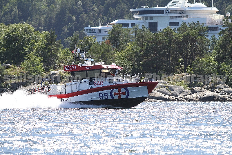 RS171_3.jpg