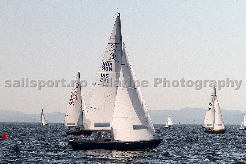 NOR165_2.jpg