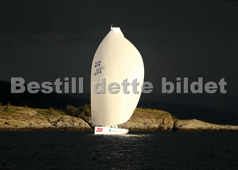 NOR12212_1.jpg