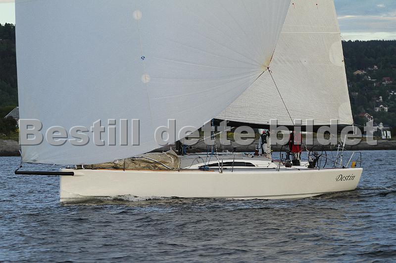 NOR12343_2.jpg