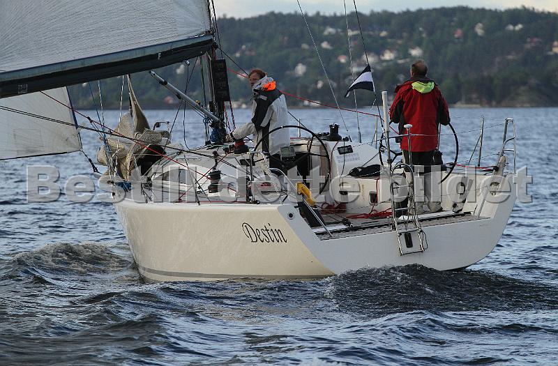 NOR12343_6.jpg
