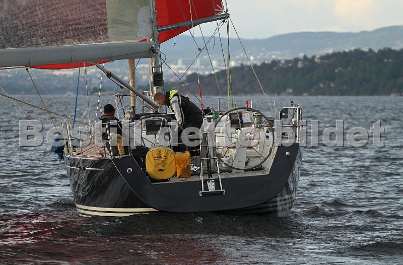 NOR9797_6.jpg