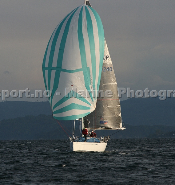 NOR10240_6.jpg