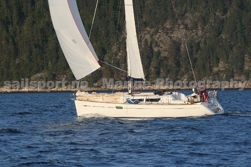 NOR12063_4.jpg