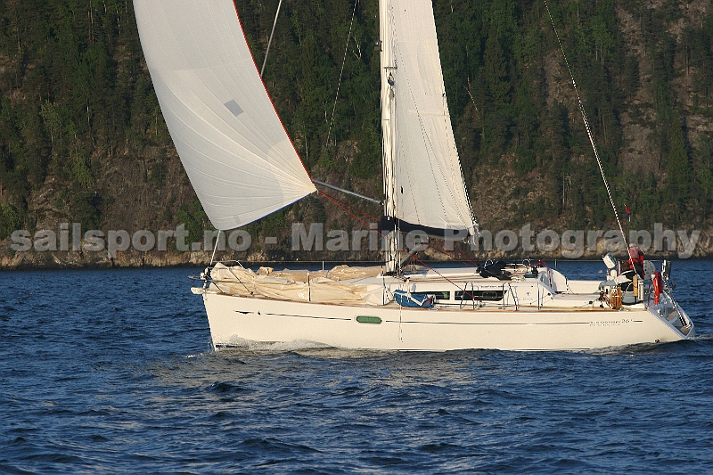 NOR12063_5.jpg