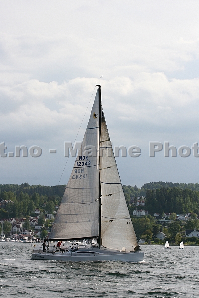 NOR12343_2.jpg