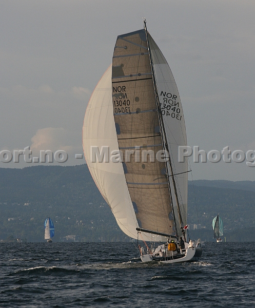 NOR13040_16.jpg