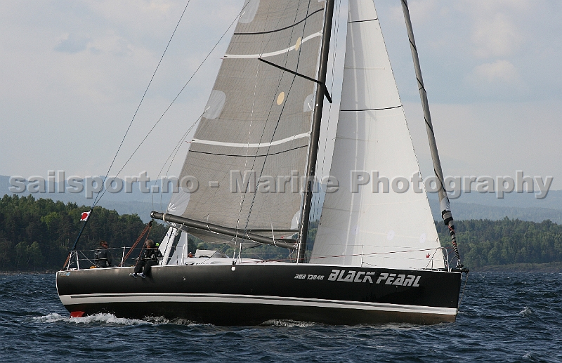 NOR13040_7.jpg