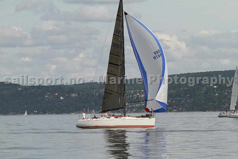 GBR4907R_2.JPG