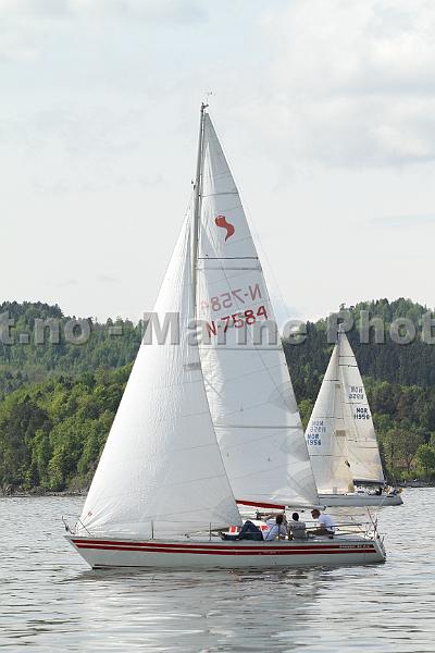 N7584_1.JPG