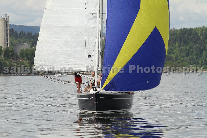 NOR11110_3.JPG