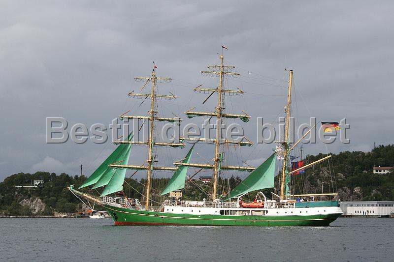 AlexanderVonHumboldt410.jpg