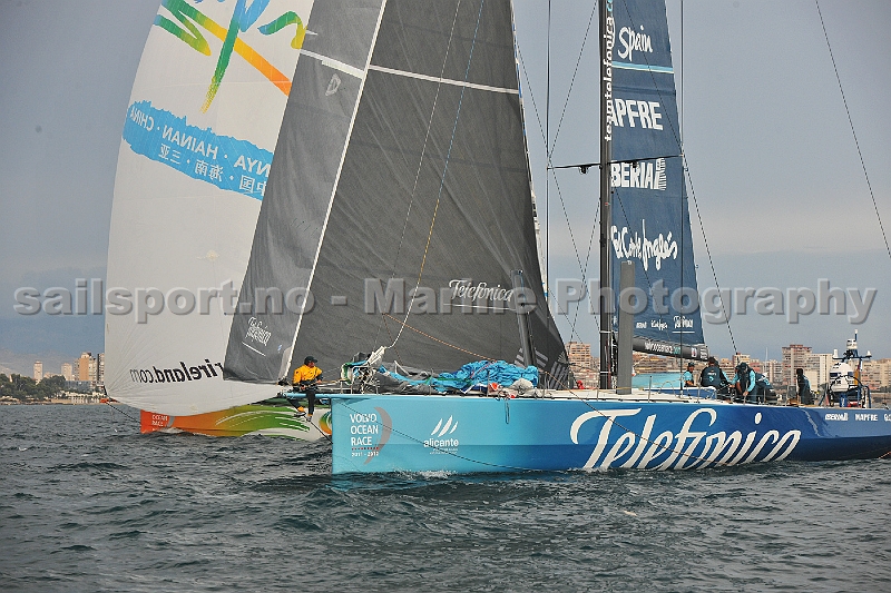 1_LVX_0991xx.jpg - In Port Race, Alicante 2011 - Telefonica and Sanya