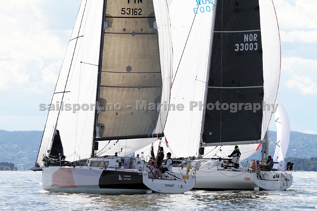 FIN53162_2.jpg