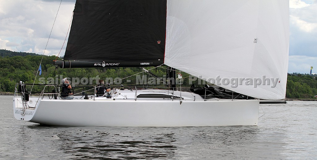 nOR12143_2.jpg